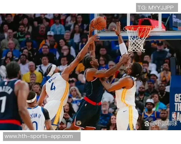 快船迎来赛季首个三连胜登卡单打与射手群默契配合助力球队表现提升